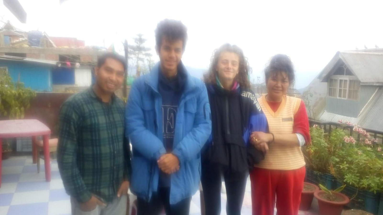 Namaste Bengal Hostel Darjeeling  Bagian luar foto
